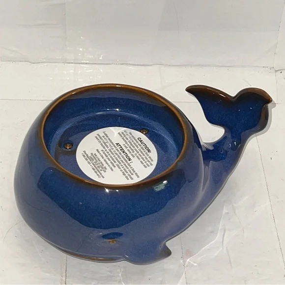 Bath & Body Works Blue Whale Ceramic 3-Wick Candle Holder Very Good Condition - Picture 6 of 7